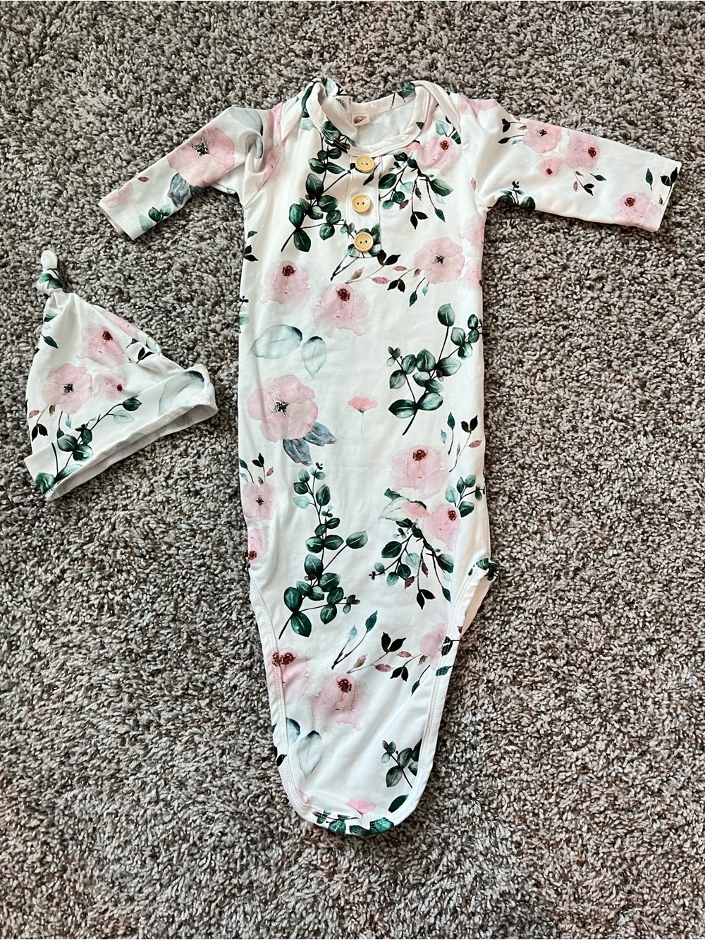 Newborn Baby Girl Pink Floral and Eucalyptus Knotted Gown and Hat 0-3 Months - Picture 3 of 4